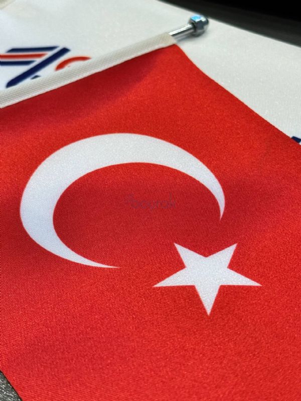 Metraj Bayrak Baskısı | Fason Bayrak Baskı Hizmeti